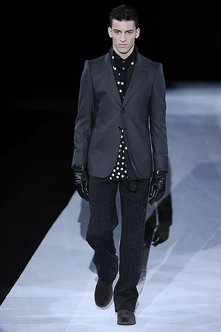 Giorgio Armani / - 2009-2010